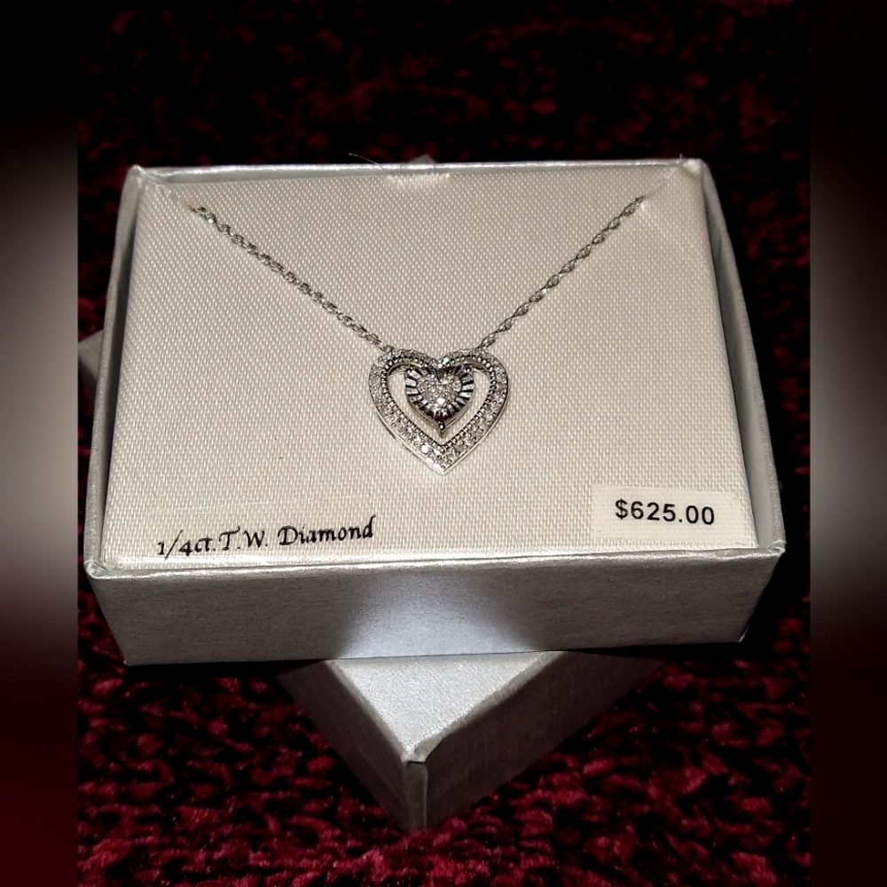 1/4 CTTW Diamond Necklace